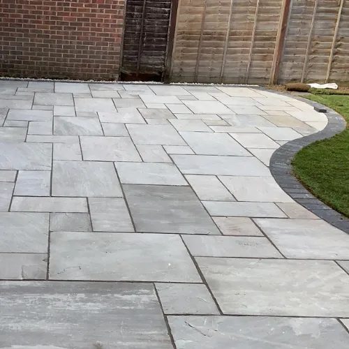 Driveway and patio installation by Cherwell Drives & Patios in Oxford, Witney, Kidlington and Woodstock